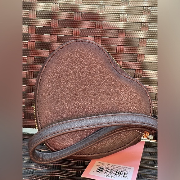 Juicy Couture Wallet,Juicy Couture Heart-Shaped Coin Purse. - Picture 5 of 6